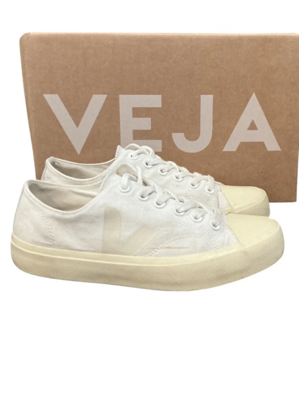 Authentic Veja woman’s signature designer canvas sneakers sz 9 Euro 40